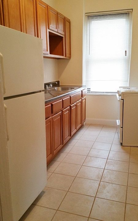 1st image of 21-29 33rd St #5