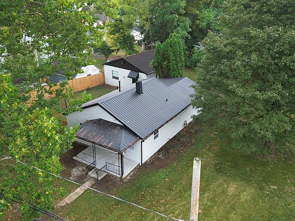 2nd image of 1015 Hillcrest Ave