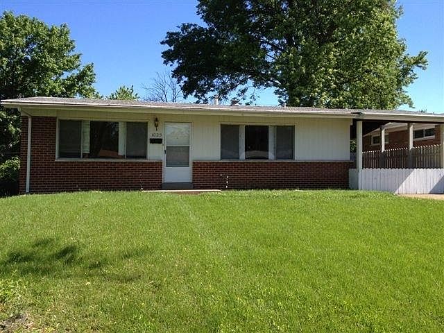 1st image of 1025 Grenoble Ln