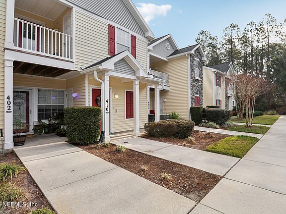 3rd image of 575 OAKLEAF PLANTATION Parkway #410