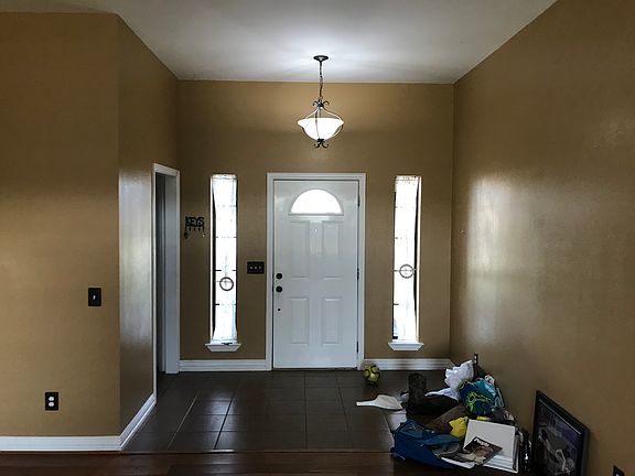 4th image of 1059 Colonnade Dr