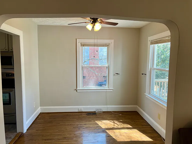 435 Rollingwood Cir — Photo 8