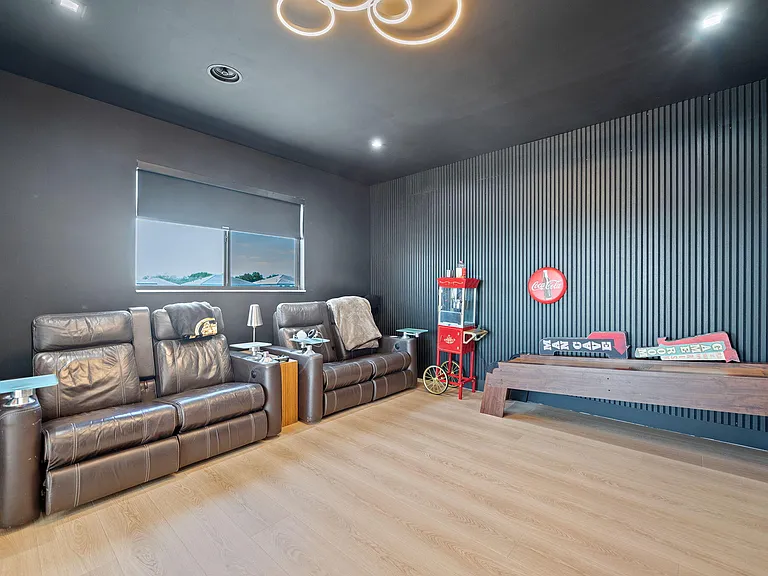 5735 SW 104th Ter — Photo 45