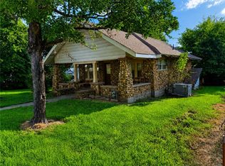203 N Walnut St, Anderson, MO 64831