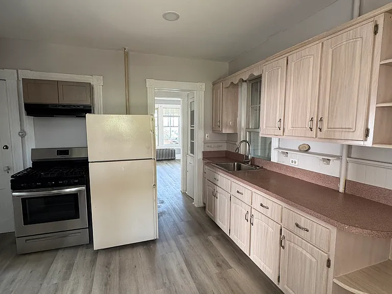 11 Betts Pl — Photo 13
