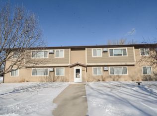 801 6th St NE #8, Stewartville, MN 55976