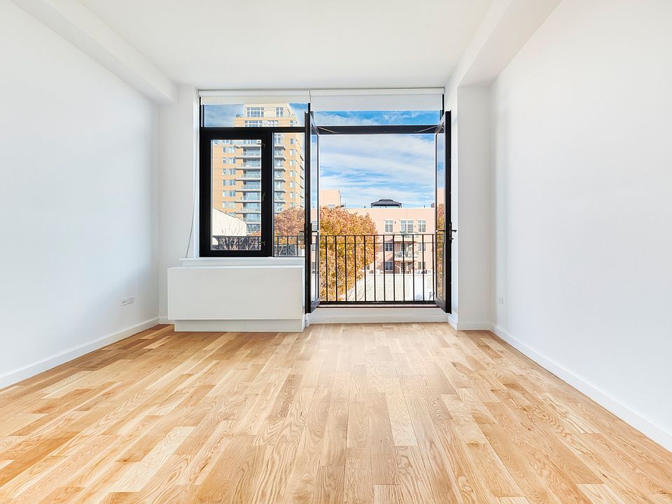 1st image of 142 N 6th St APT 4C