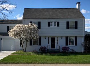 118 Hoyt Ave, Rumford, RI 02916