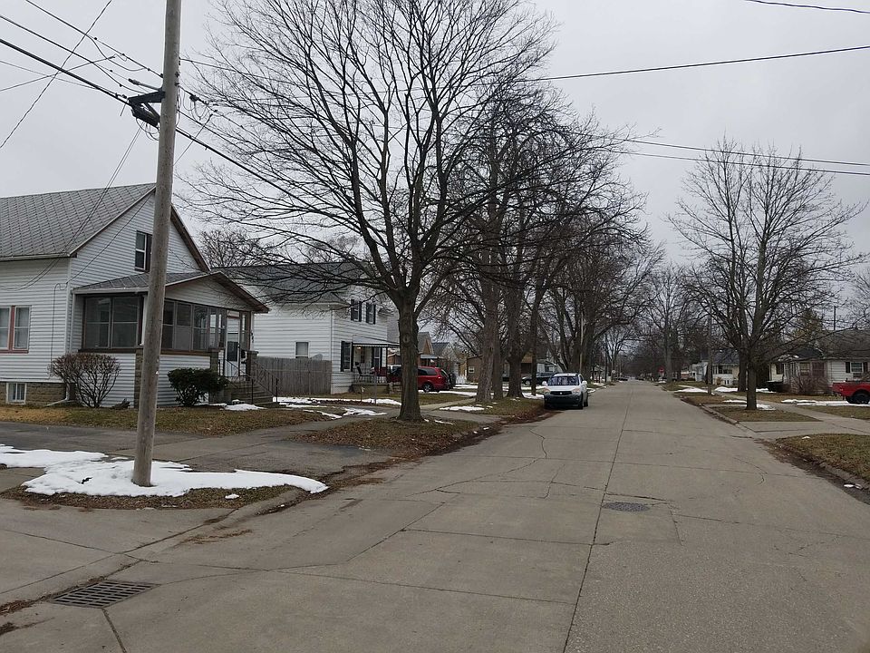 1837 Avon St, Saginaw, MI 48602 Zillow