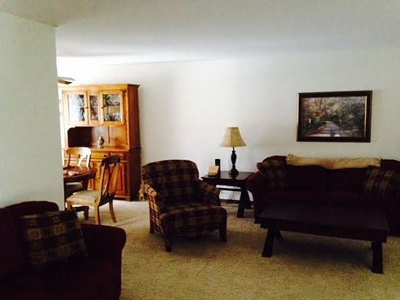 4th image of 1304 Plum Creek Dr