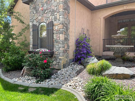 3rd image of 315 Meadowsweet Cir