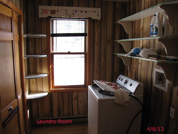 5th image of 25 Lindsay Ave