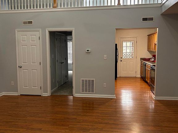 4th image of 3656 Leisure Creek Ct