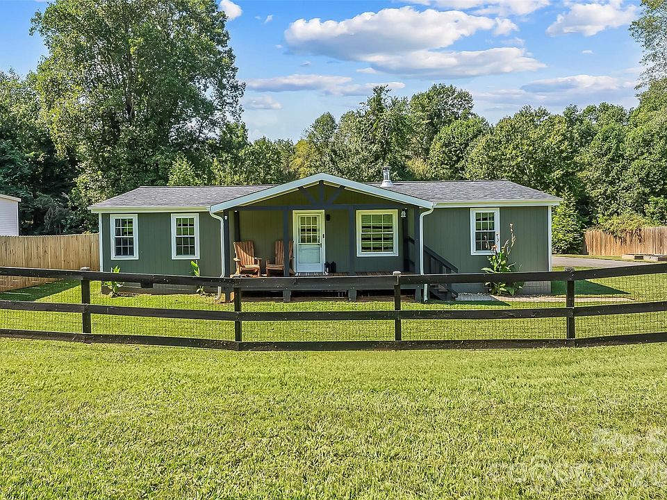 1st image of 2495 Piney Rd