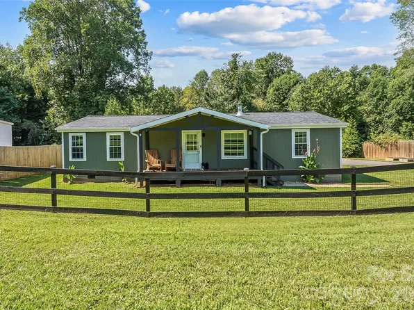 2495 Piney Rd, Morganton, NC 28655