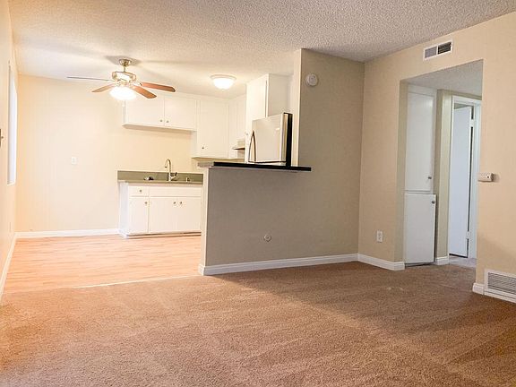2nd image of 8472 Parkway Dr