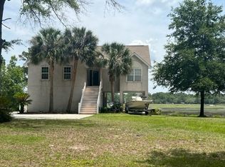 1026 Fiddler Crab Rd NE, Townsend, GA 31331