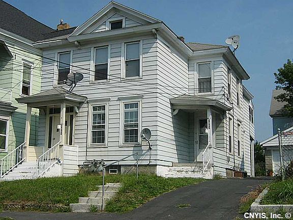 2nd image of 1302 Park St