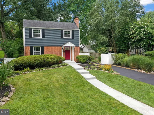 300 Williamsburg Dr, Silver Spring, MD 20901