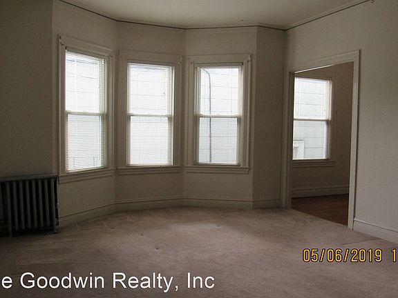 4th image of 1401 10th Ave APT 206