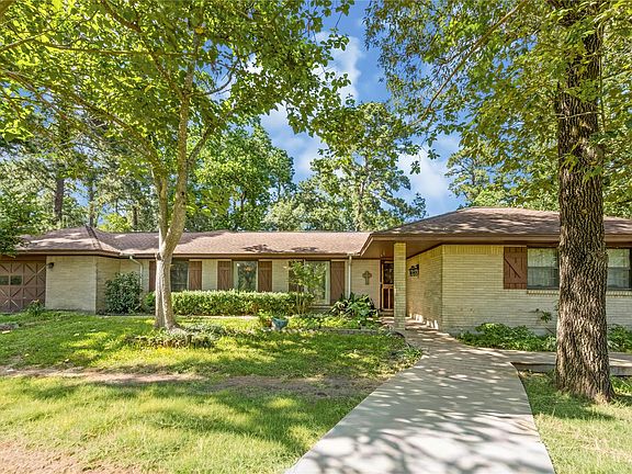2nd image of 2342 Apache Dr