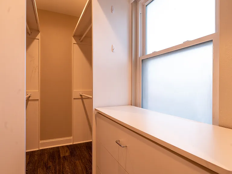 909 Miller Ave #B — Photo 35