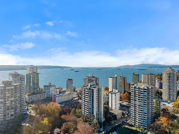 1725 Pendrell St #503-504, Vancouver, BC V6G 2X7