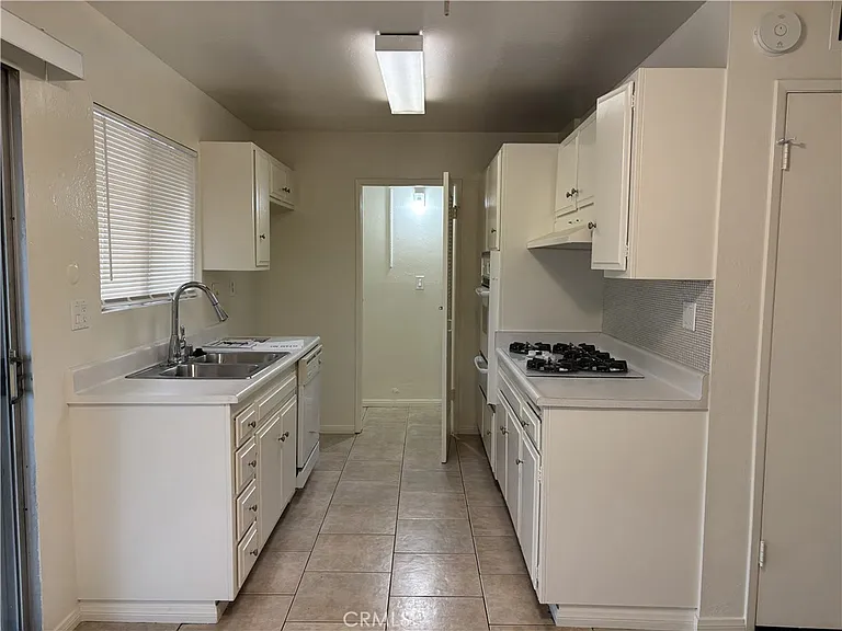 16578 Montego Way — Photo 5