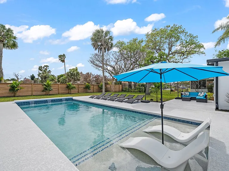 115 Esther Dr #ID1512886P — Photo 41