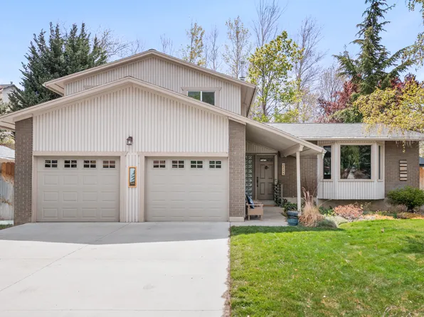 3528 E Country Hollow Dr, Cottonwood Heights, UT 84121