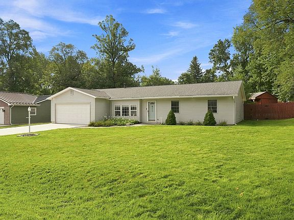2nd image of 2123 Wayside Dr