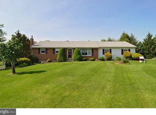 15 Penn Ridge Dr, Bernville, PA 19506