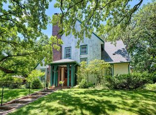 25 Benhill Rd, Saint Paul, MN 55105