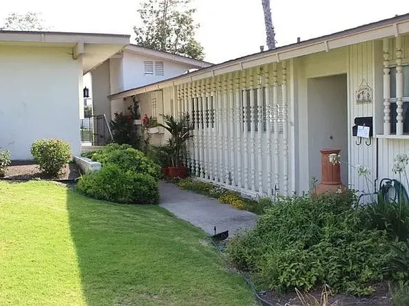 1629 La Flora Dr, San Marcos, CA 92078