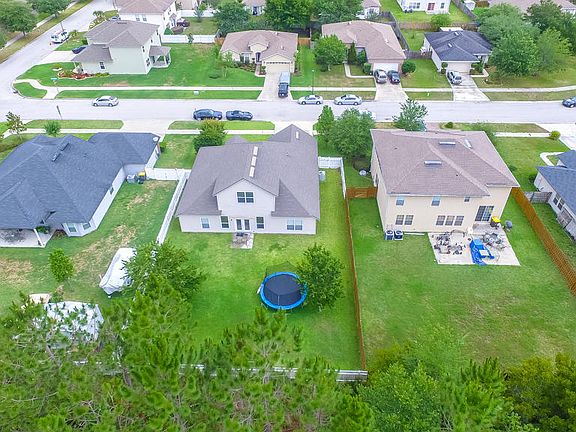4th image of 11390 BRIAN LAKES Drive N