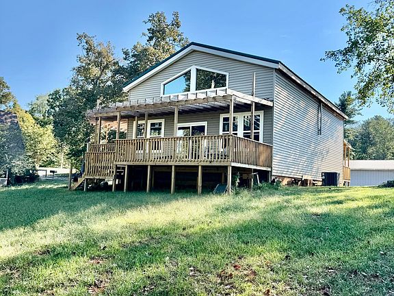 2nd image of 973 Stonegate Dr