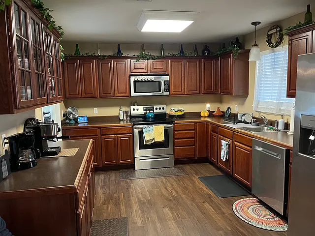 180 Cane Break Dr — Photo 6