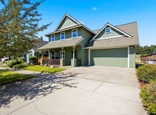 1998 NE Cradle Mountain Way, Bend, OR 97701
