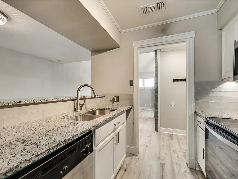 18240 Midway Rd #302 — Photo 14