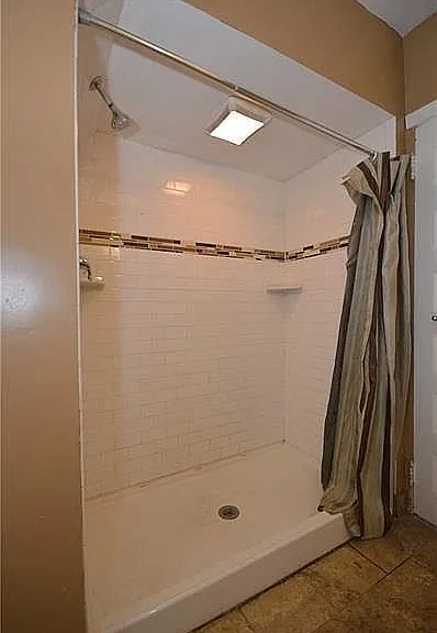 4738 Friendship Ave — Photo 21