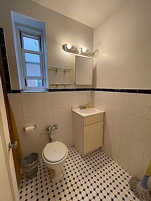 5th image of 34-15 74th St APT 5J