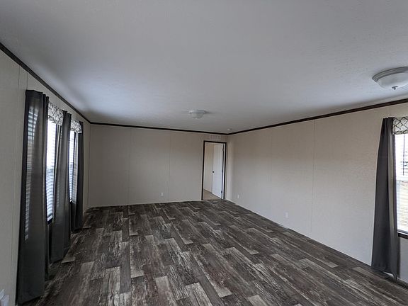 4th image of 11788 Cappy Ln