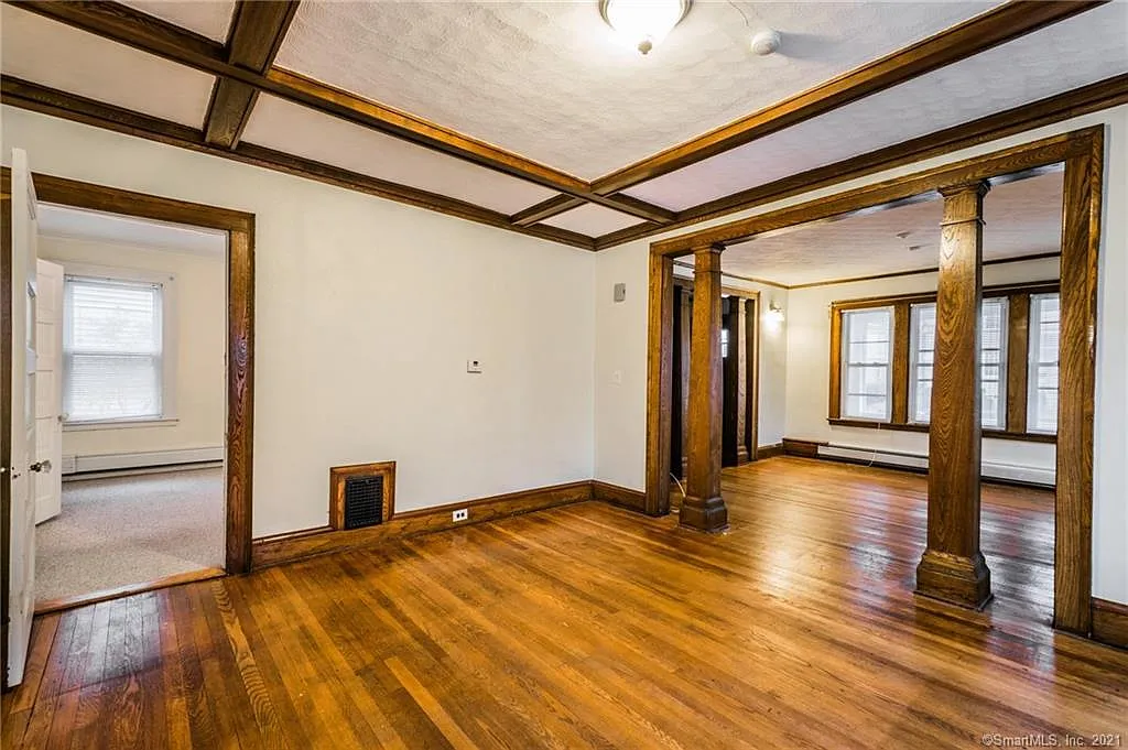 2 bed, 1200 sqft, $1,900 — Photo 2