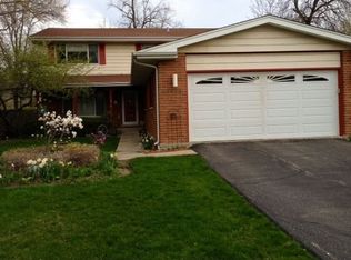 1625 Brighton Ct, Northbrook, IL 60062