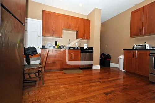 10 Glenville Ave #4A Photo 1