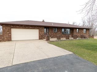 7421 State Rd, Coopersville, MI 49404