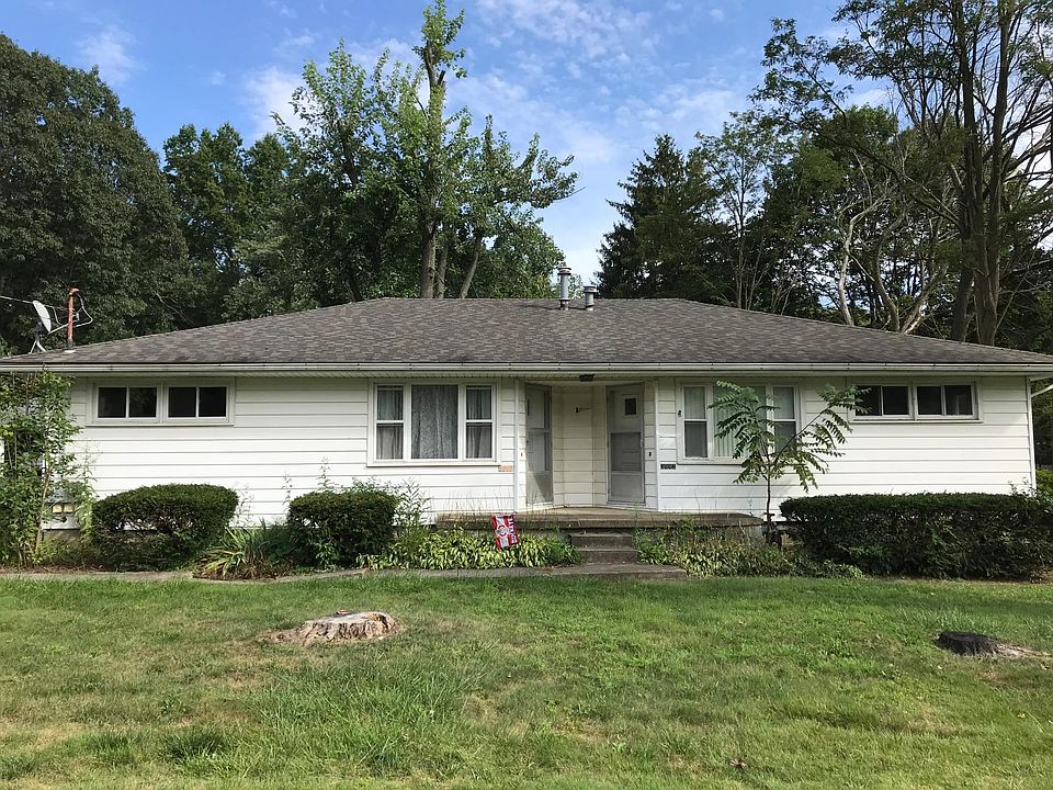 2nd image of 3993 Stow Rd