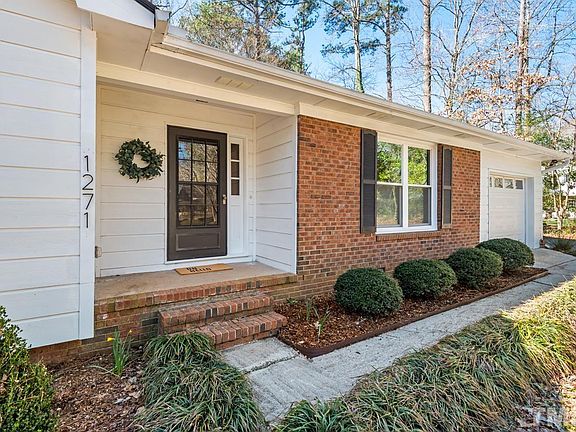 3rd image of 1271 Tarbert Dr