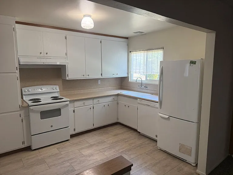 237 Peach Tree Ave — Photo 33