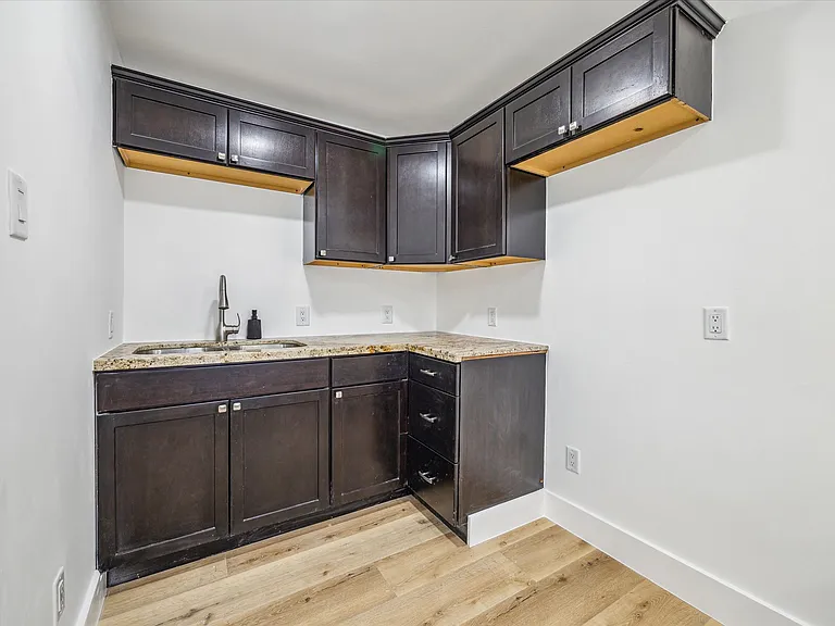 5631 Cerritos Dr — Photo 20
